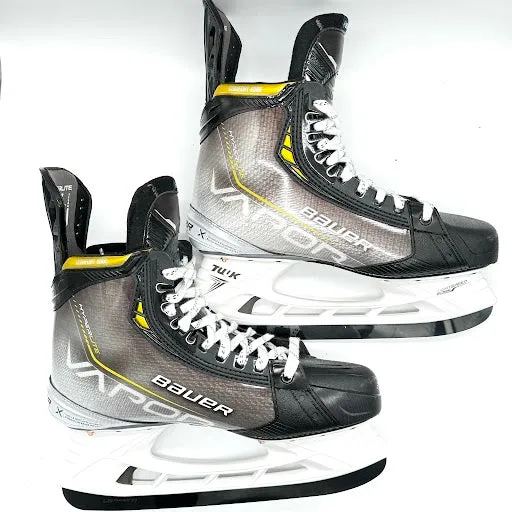 Bauer Vapor Hyperlite - Pro Stock Hockey Skates - Size 12D