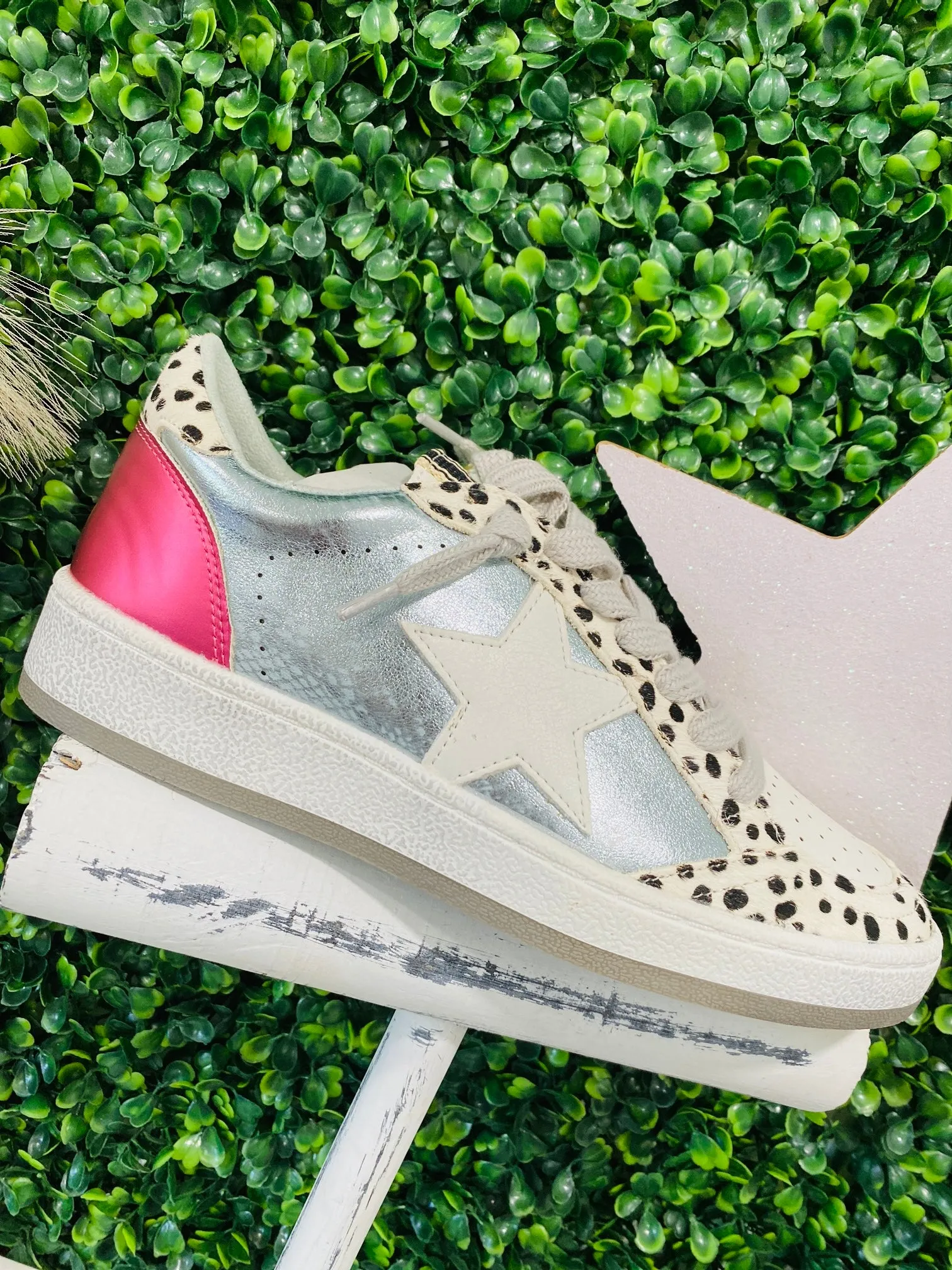 Black & White Metallic Pink Paz Star Shoe