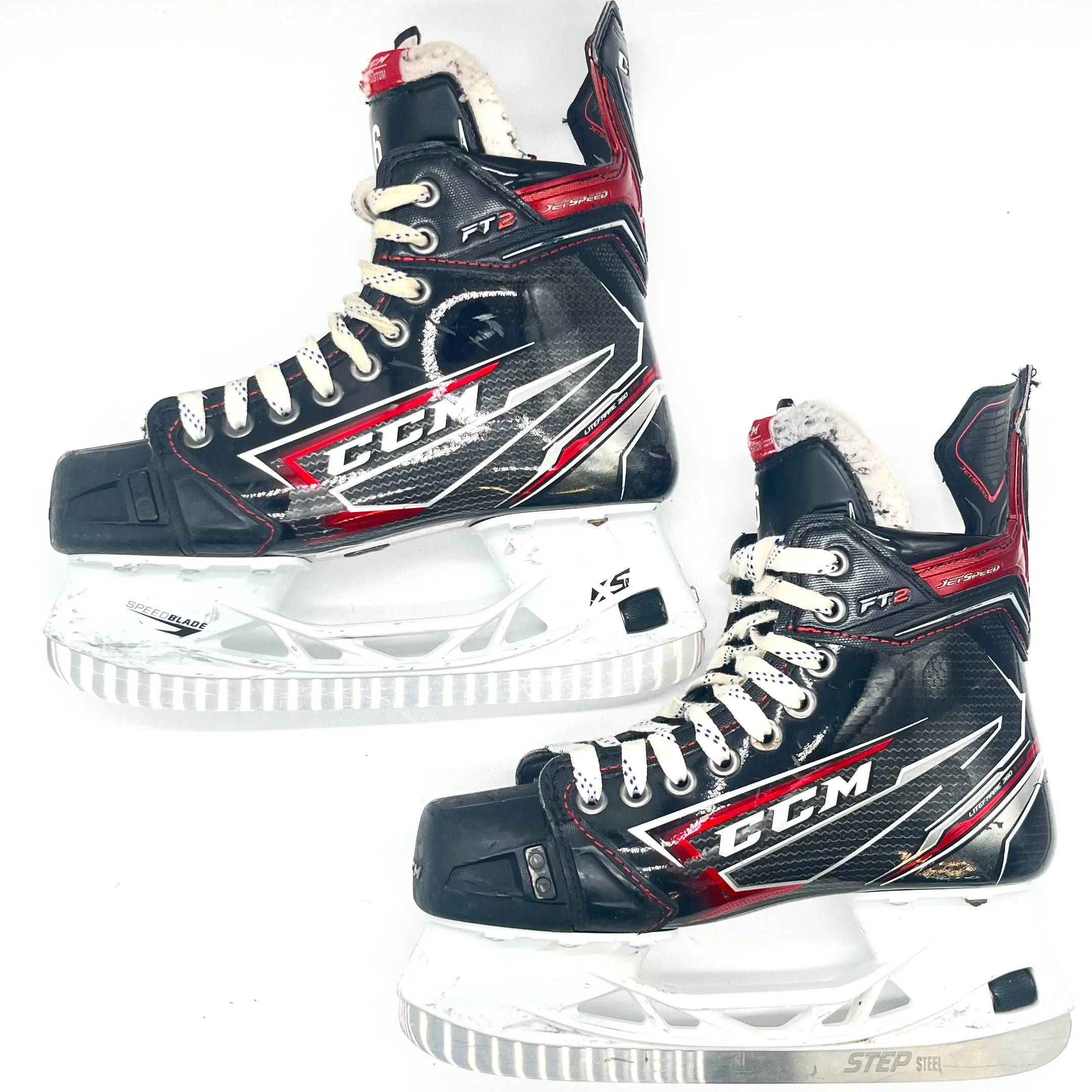 CCM Jetspeed FT2 - Used Pro Stock Hockey Skate - Size 4