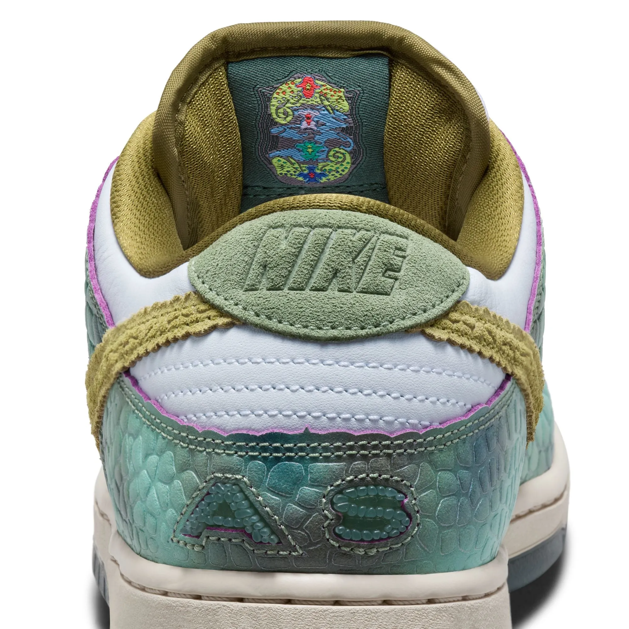 DUNK LOW ALEXIS SABLONE "CHAMELEON"