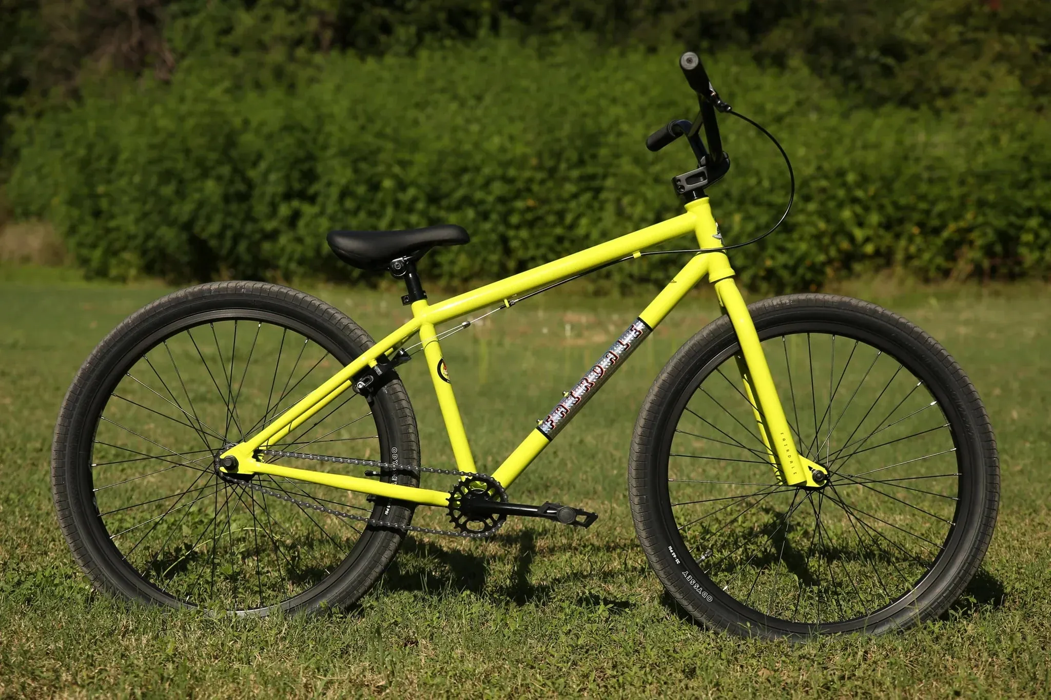 Fairdale Macaroni 24″ Complete Cruiser Bike - Gloss Bright Yellow