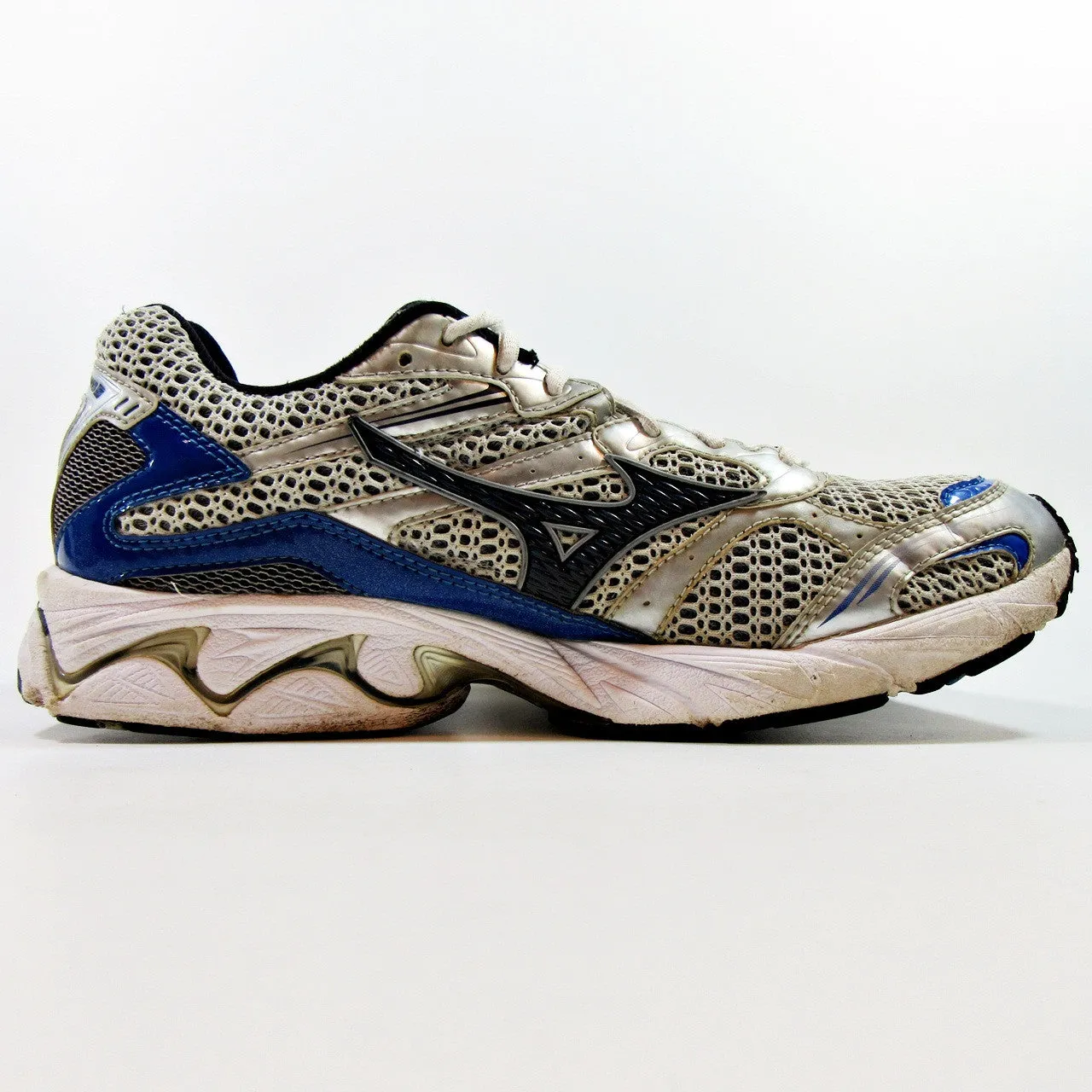 MIZUNO - Wave Nexus 5