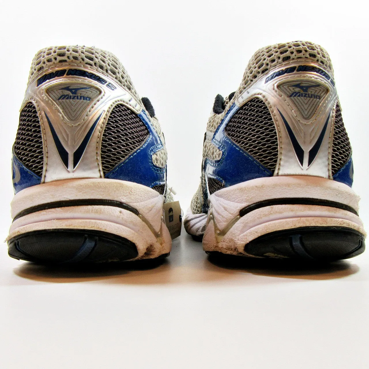 MIZUNO - Wave Nexus 5