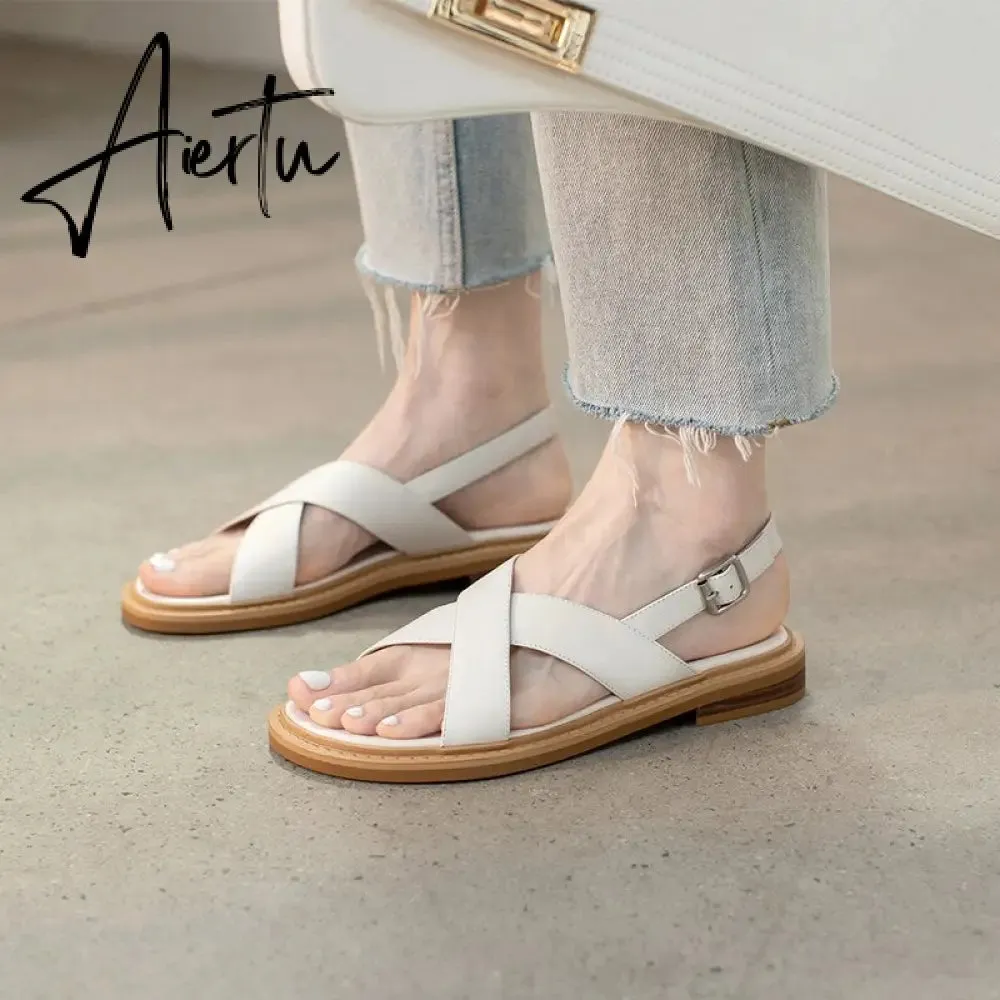 New Summer Sandals Women Round Toe Low Heel Fashion Women Shoes Genuine Leather Simplicity Sandals for Women Flat Sandals