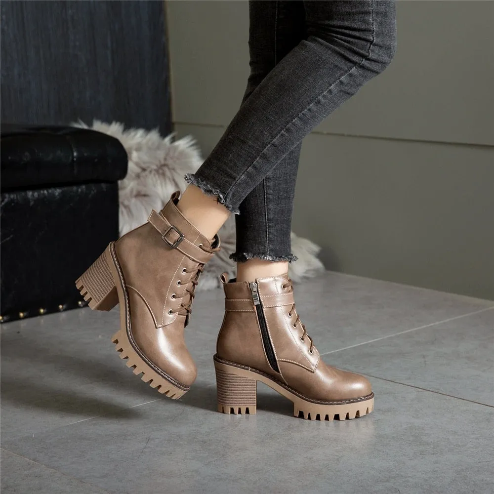 "Sherry" Elegante Plateaustiefel