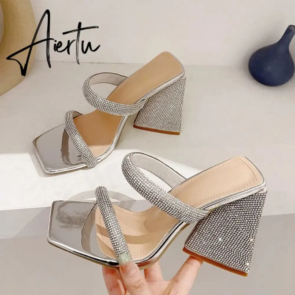 Runway Style Glitter Rhinestones Triangle Thick Heel Slippers Sexy Street Woman Square Toe Dress Party Shoes Summer Sandal