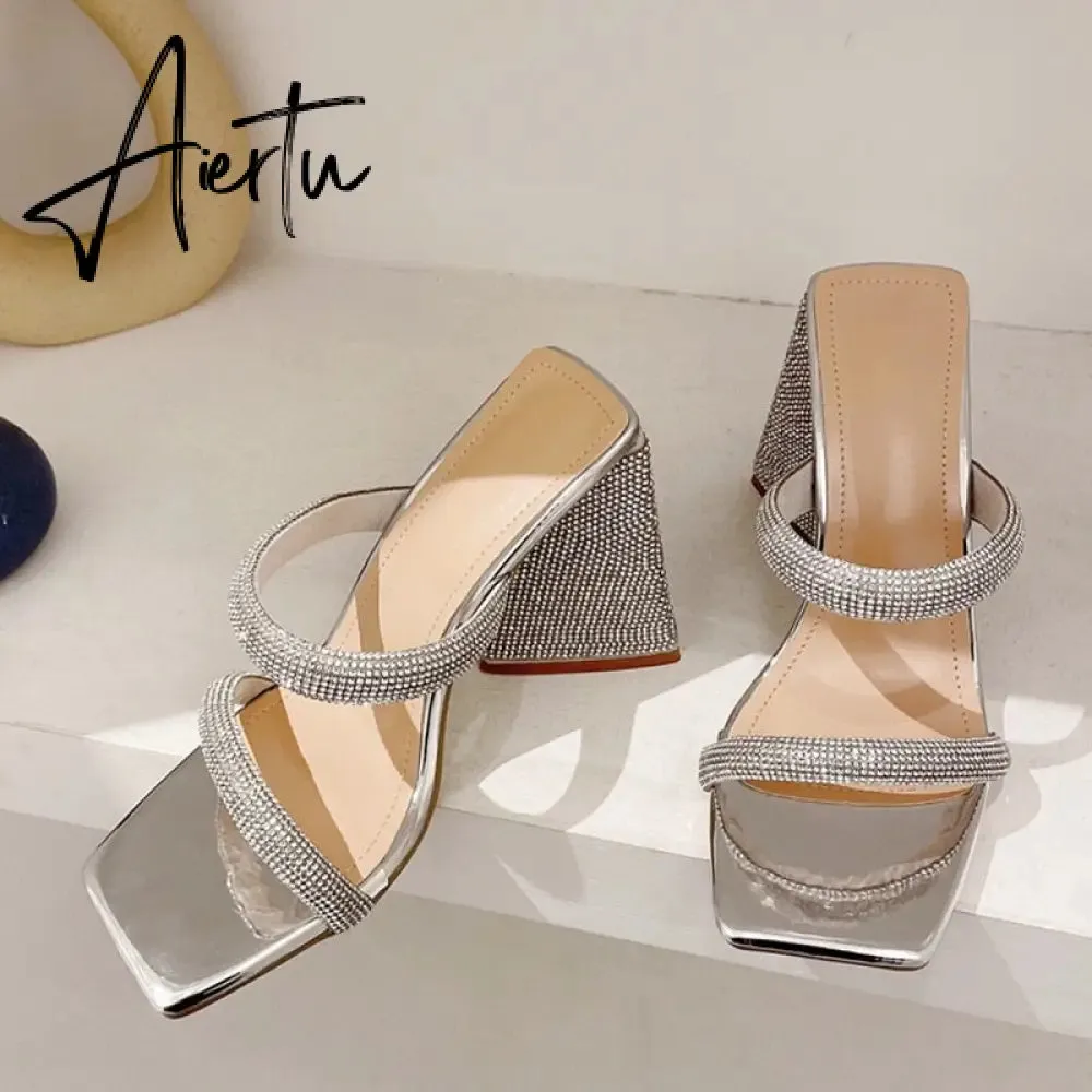 Runway Style Glitter Rhinestones Triangle Thick Heel Slippers Sexy Street Woman Square Toe Dress Party Shoes Summer Sandal