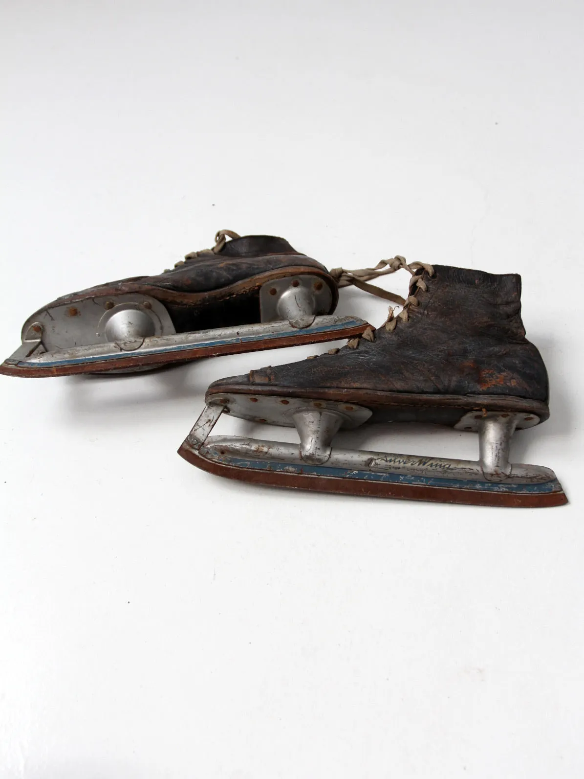 vintage AG Spaulding Silver Wing ice skates