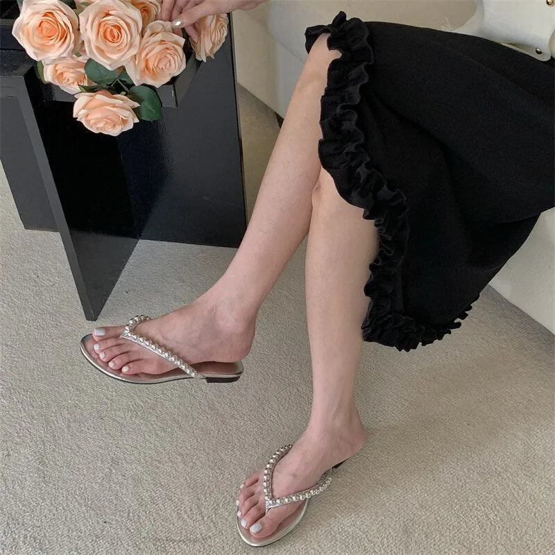 xiangtuibao Flower Slippers Women Sandals Summer Lazy Shoes Ladies Ins Flat Flip-Flops Open Toed Party Ladies Shoes Diamond Shoes