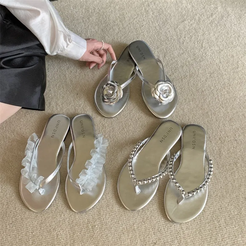 xiangtuibao Flower Slippers Women Sandals Summer Lazy Shoes Ladies Ins Flat Flip-Flops Open Toed Party Ladies Shoes Diamond Shoes